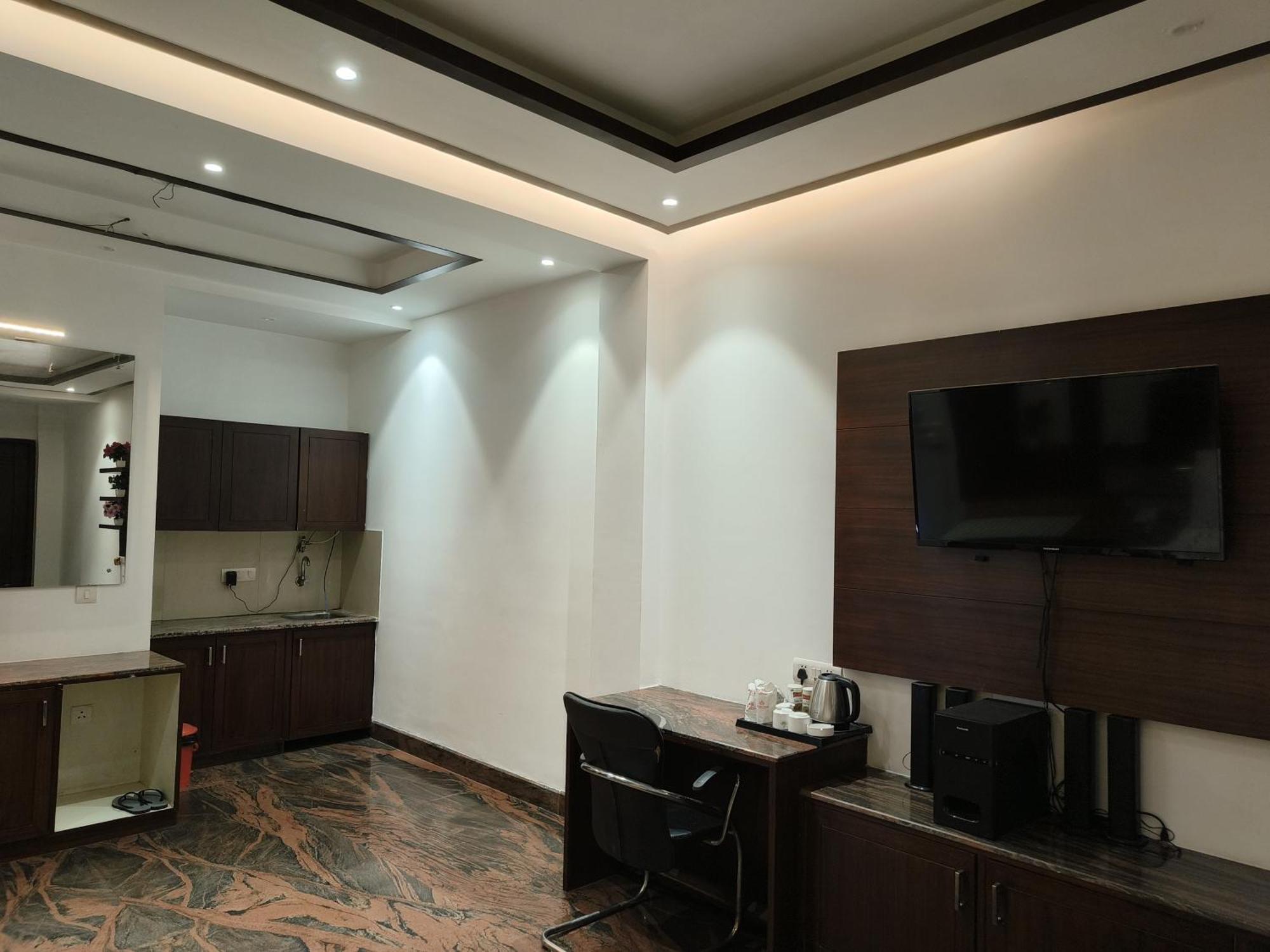 Jjk Rukmini Vilas Hotel & Banquet Muzaffarpur Esterno foto