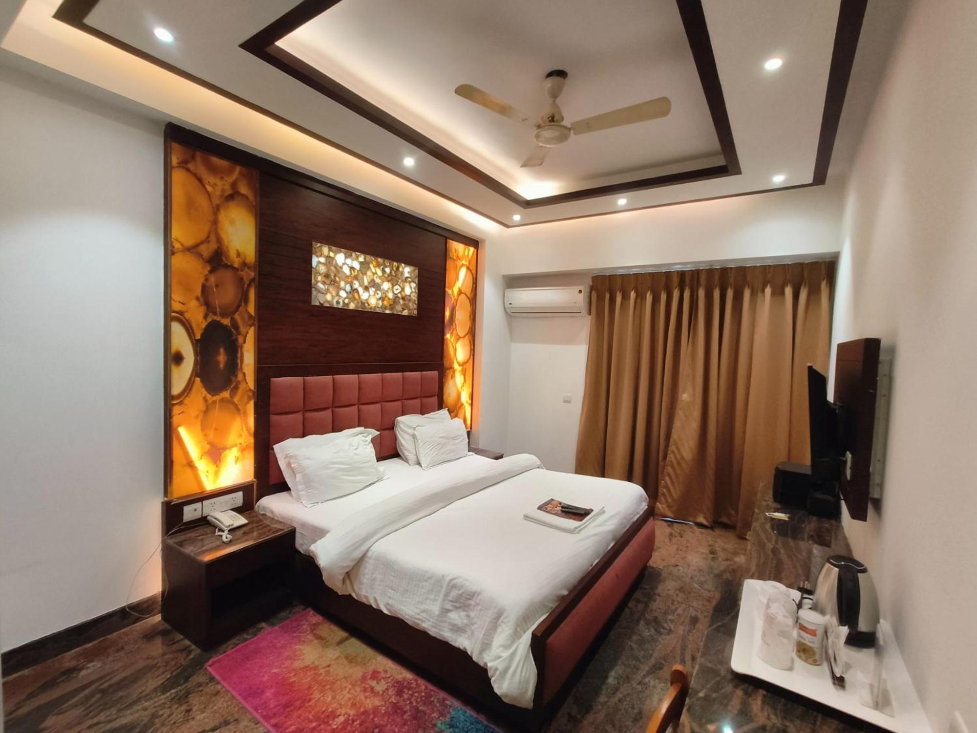 Jjk Rukmini Vilas Hotel & Banquet Muzaffarpur Esterno foto