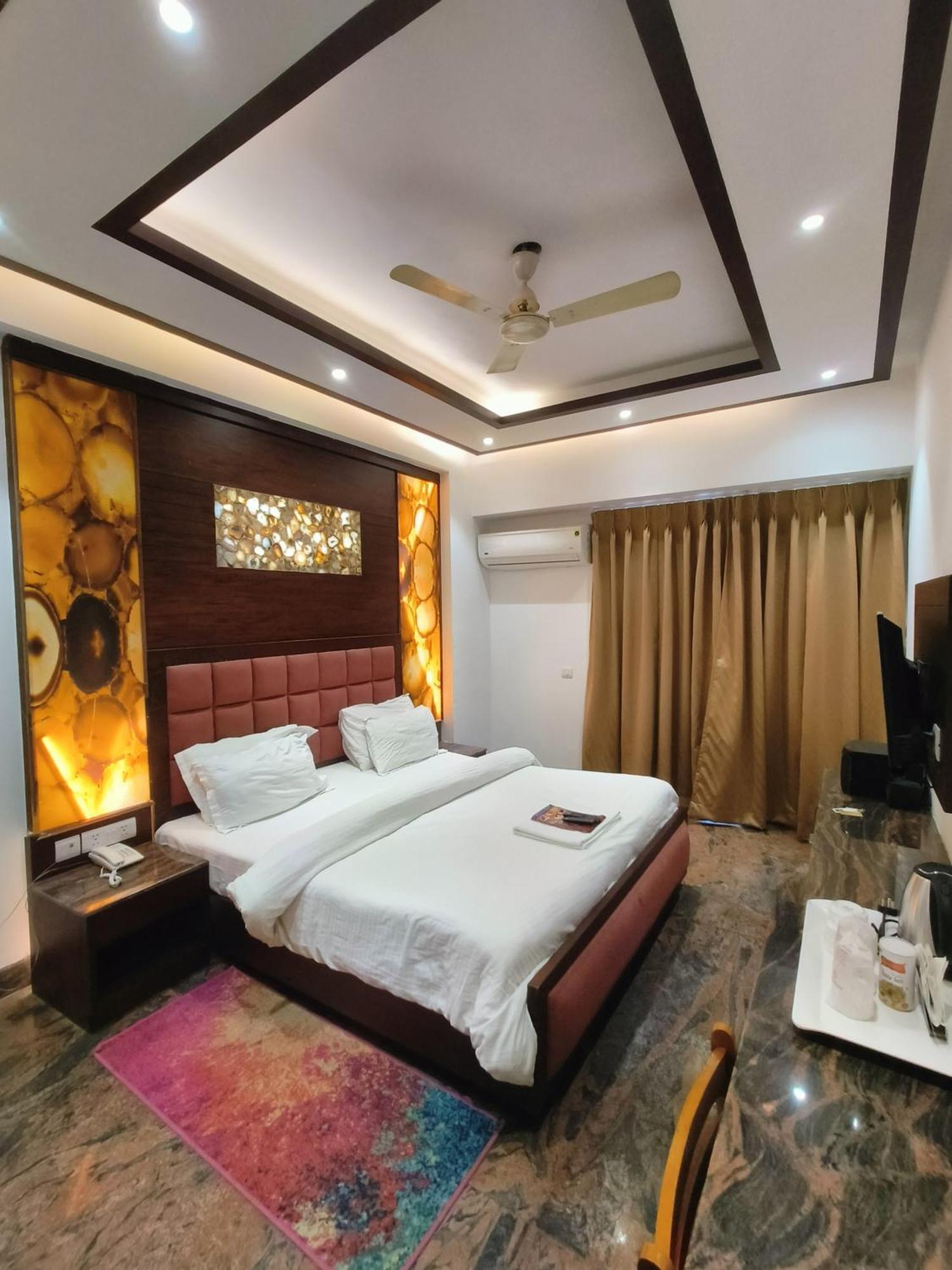 Jjk Rukmini Vilas Hotel & Banquet Muzaffarpur Esterno foto