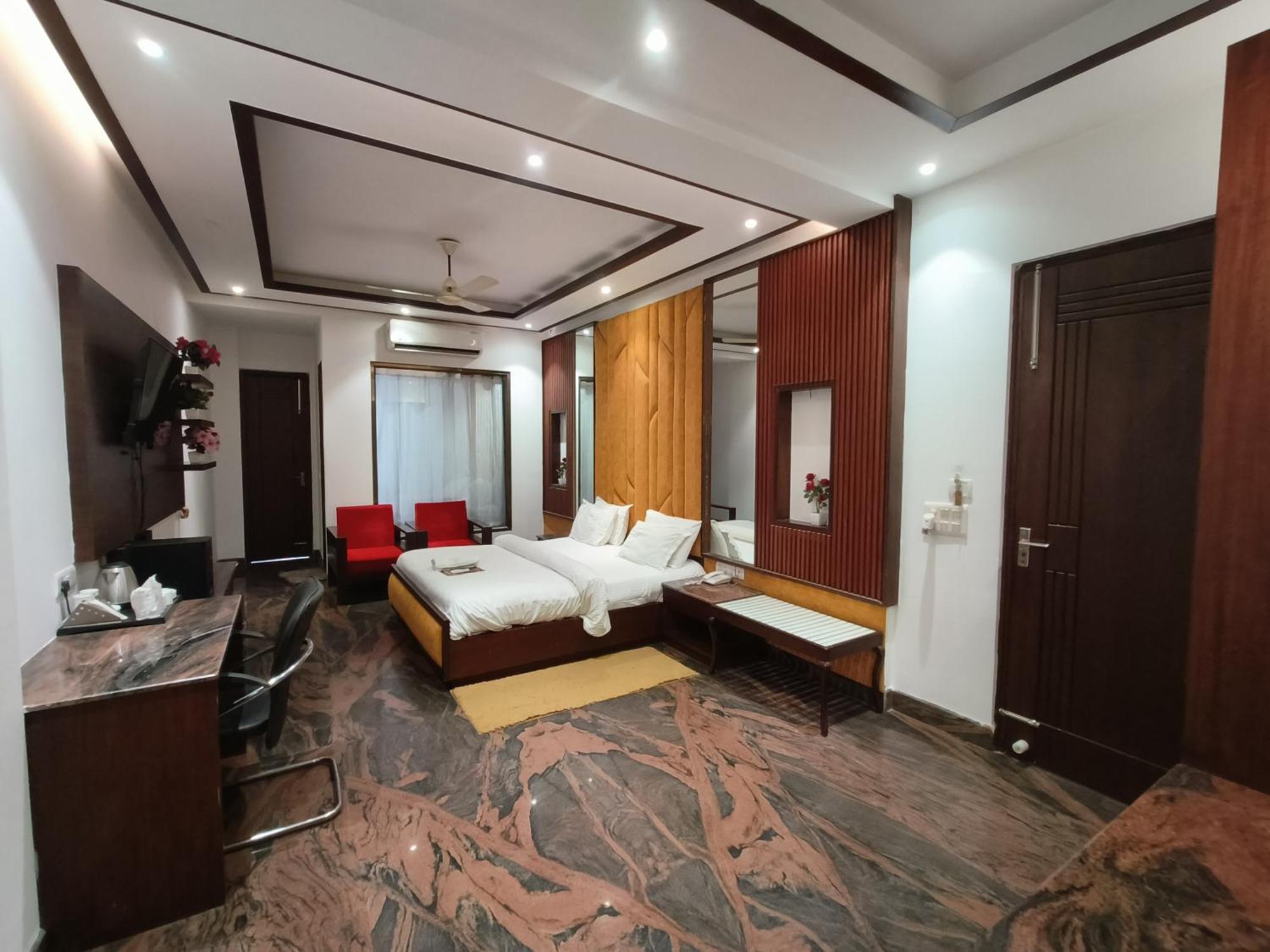 Jjk Rukmini Vilas Hotel & Banquet Muzaffarpur Esterno foto